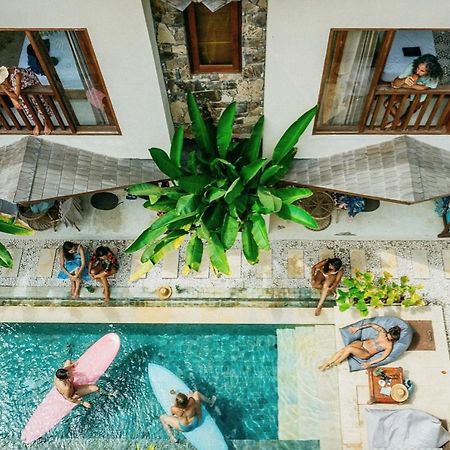 Отель Ola Ola Lombok Селонг-Беланак Экстерьер фото
